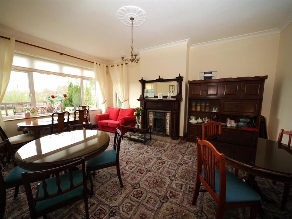 كيلكيني Launard House المظهر الخارجي الصورة